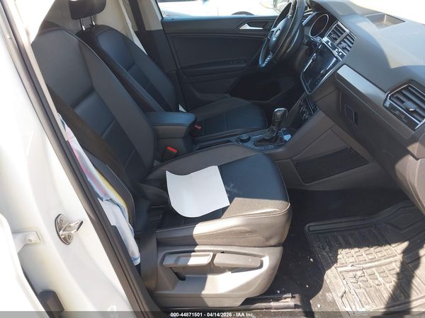 2021 VOLKSWAGEN TIGUAN — I5