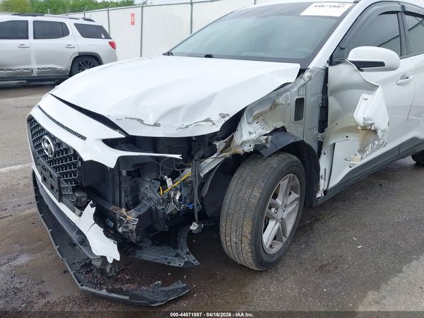 2020 HYUNDAI KONA SE