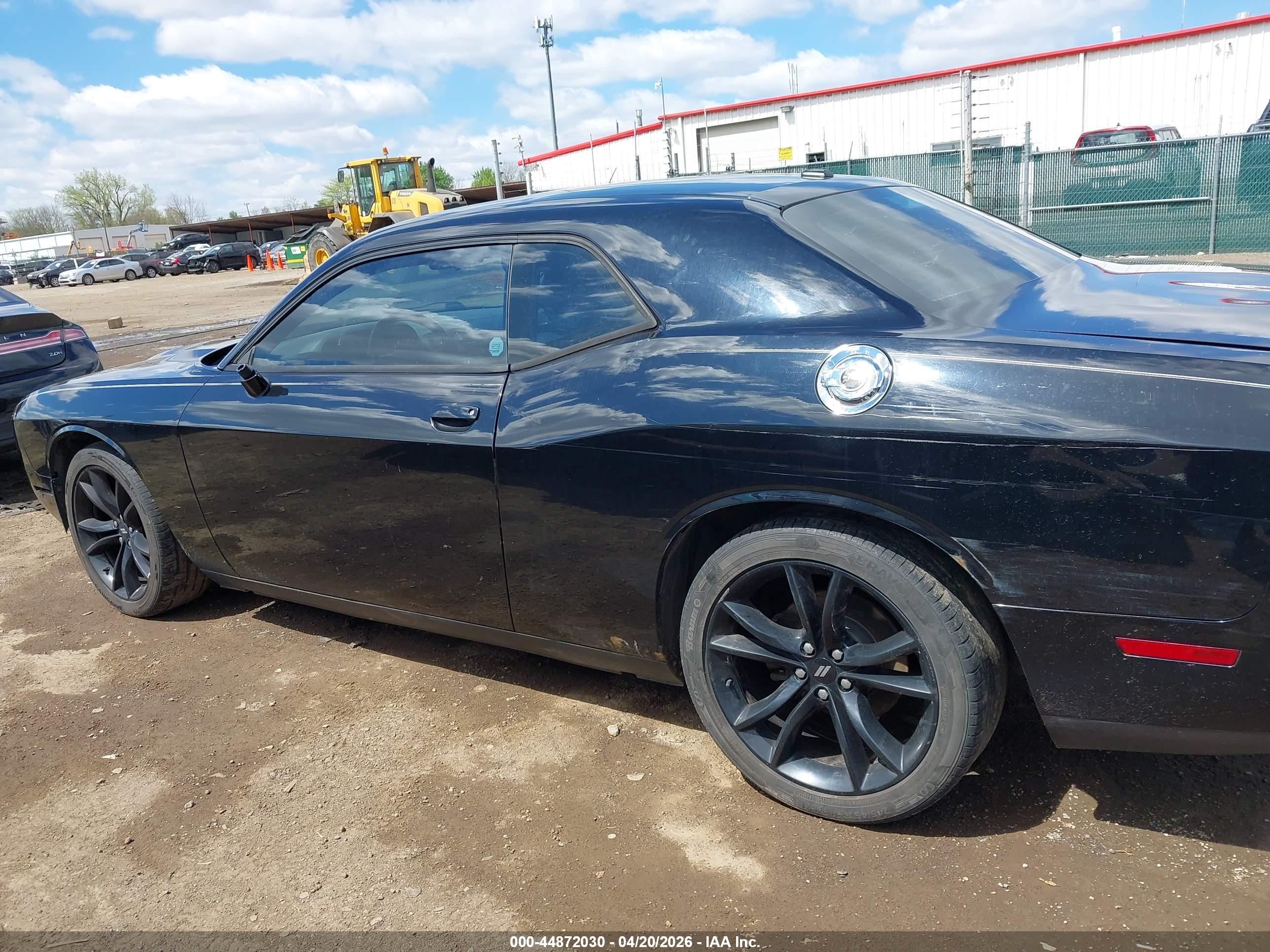 2012 DODGE CHALLENGER SXT