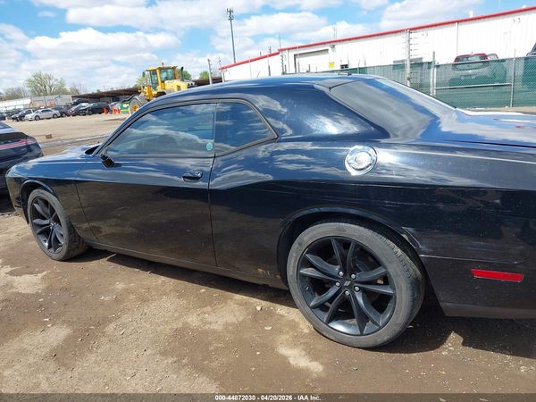 2012 DODGE CHALLENGER SXT