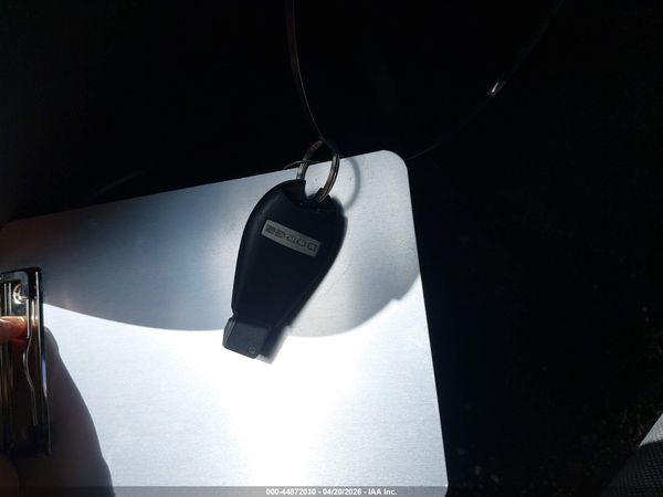 2012 DODGE CHALLENGER SXT