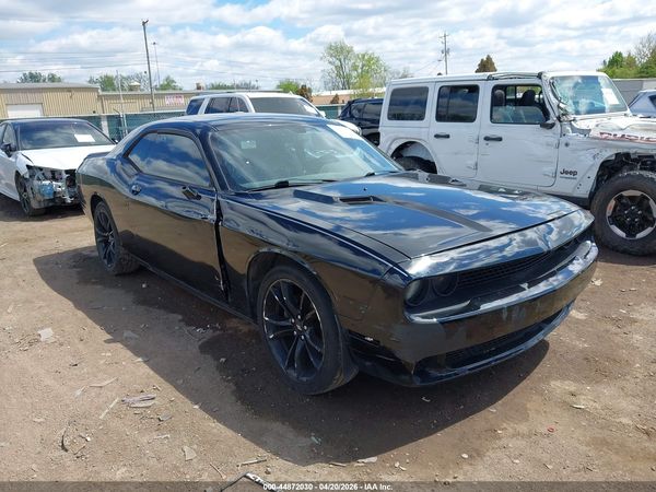 2012 DODGE CHALLENGER SXT