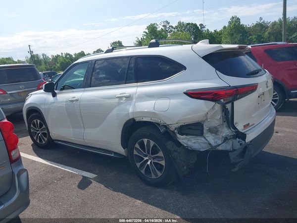 2020 TOYOTA HIGHLANDER XLE