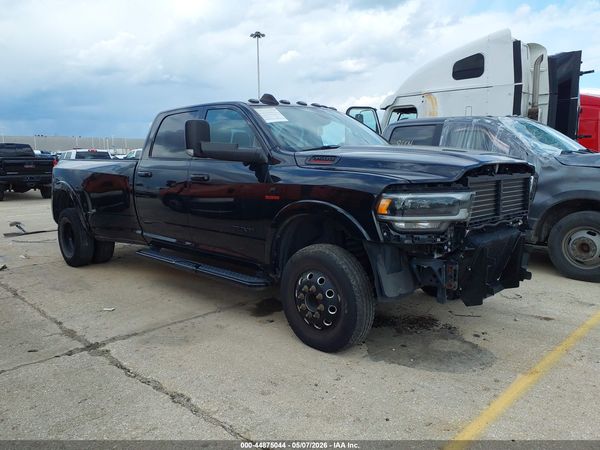 2022 RAM 3500 LARAMIE  4X4 8' BOX