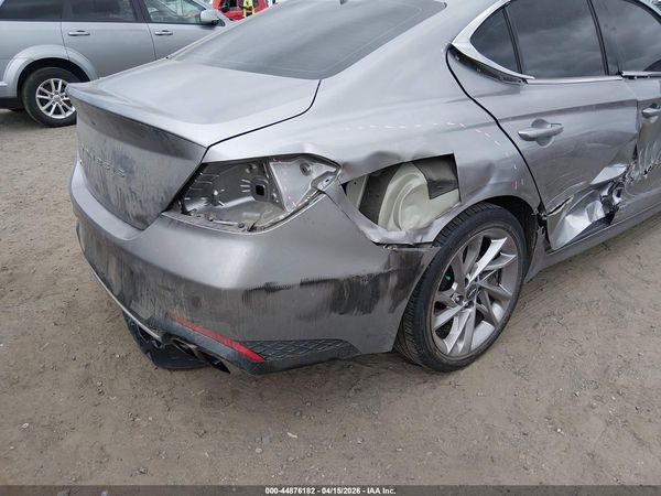 2022 GENESIS G70 2.0T RWD