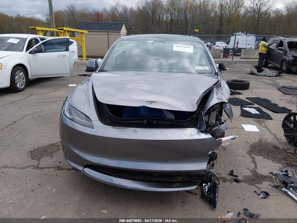 2026 TESLA MODEL 3