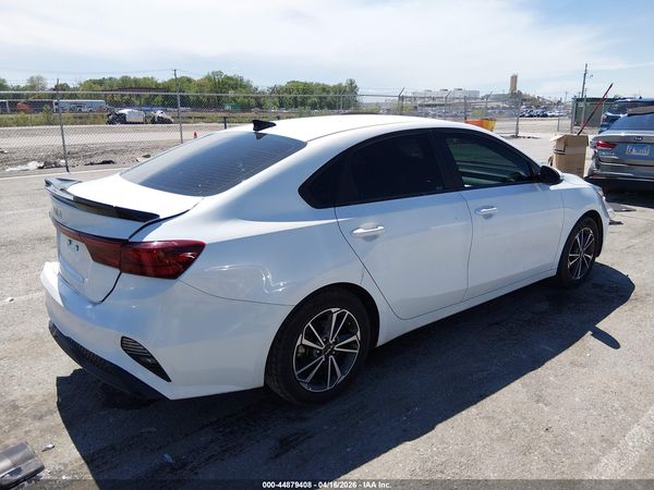 2023 KIA FORTE LXS