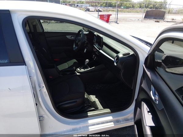 2023 KIA FORTE LXS
