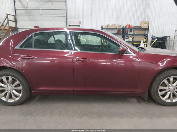 2017 CHRYSLER 300 LIMITED AWD