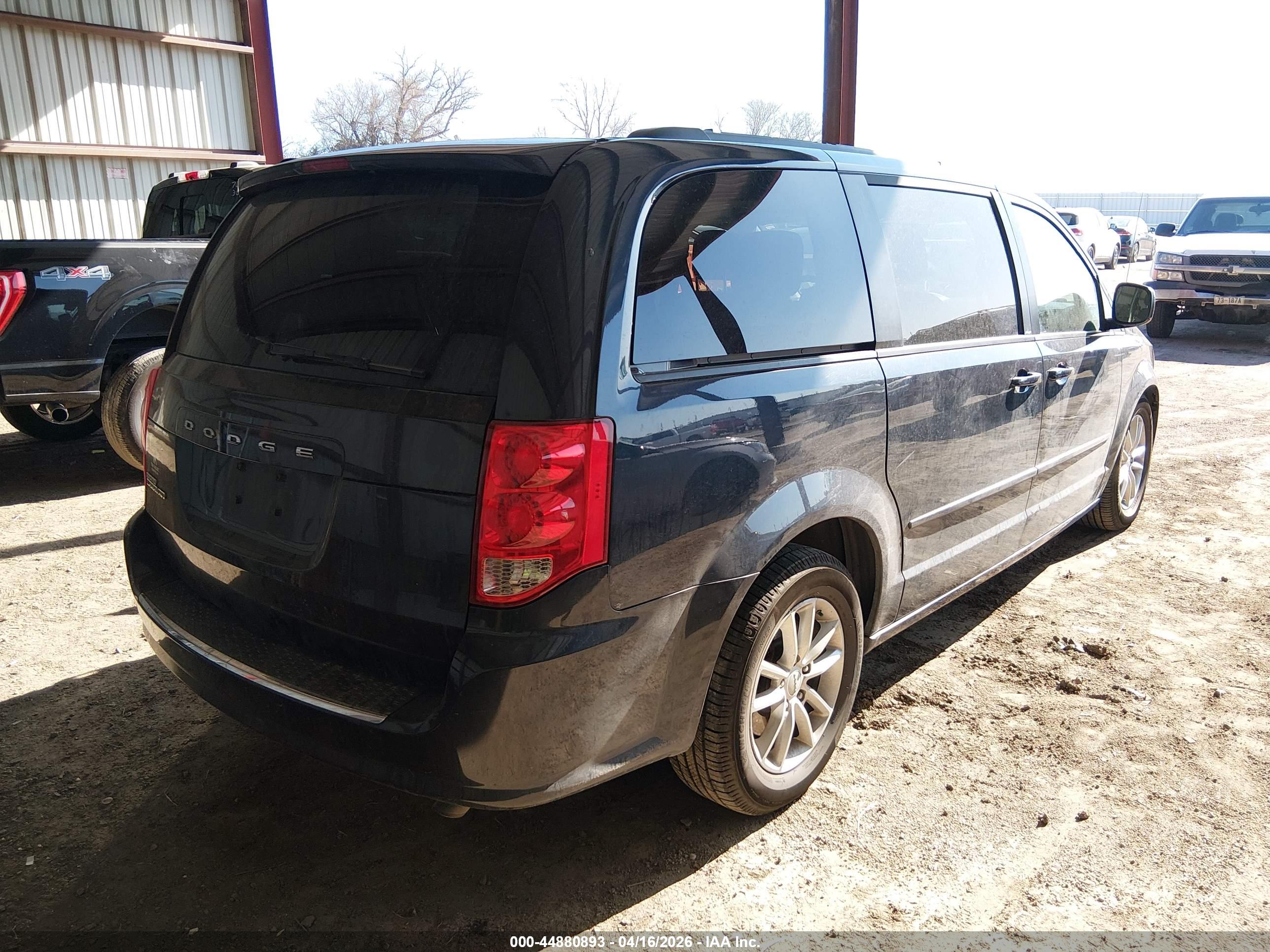 2013 DODGE GRAND CARAVAN SXT — I4