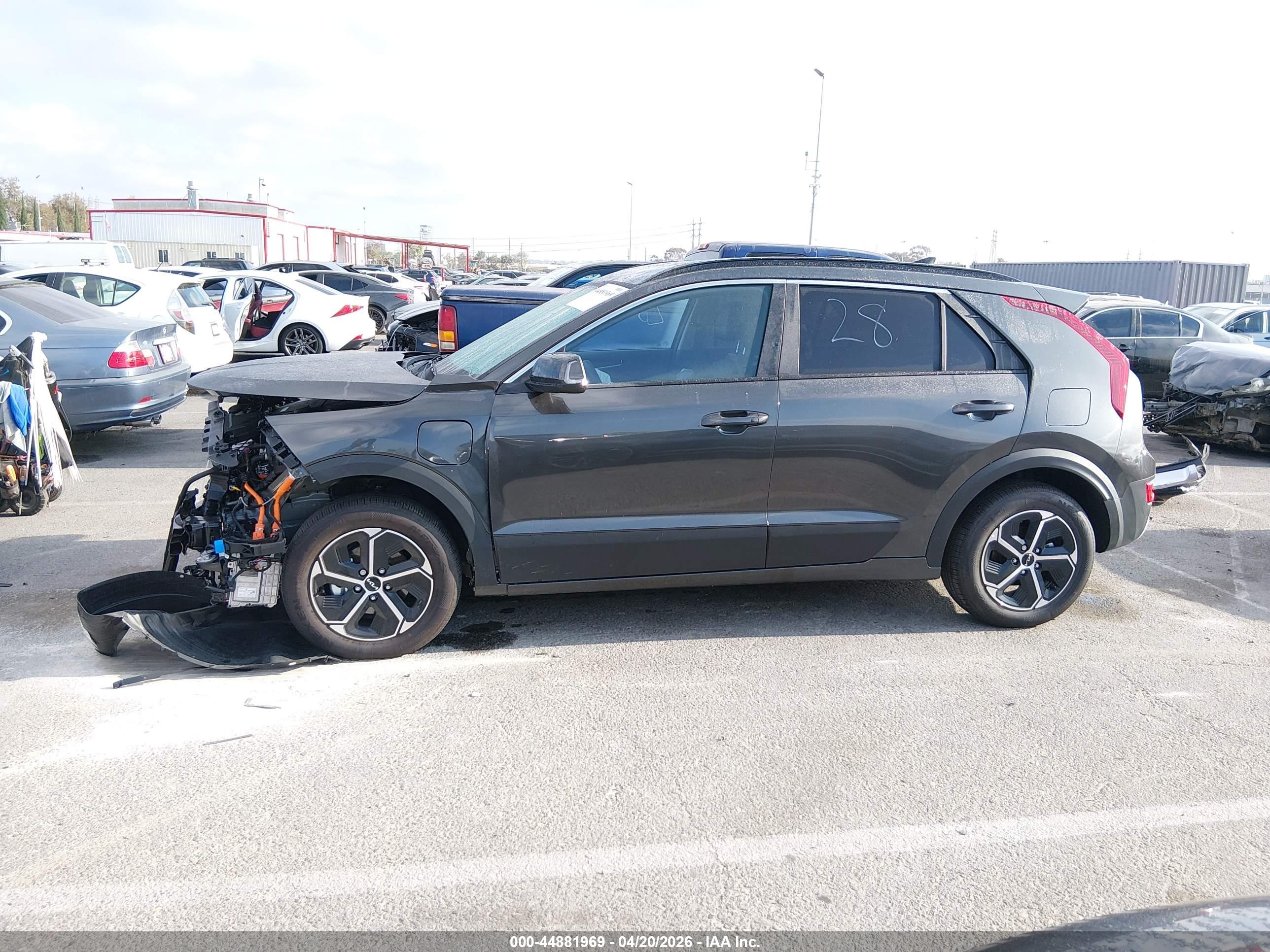 2025 KIA NIRO PLUG-IN HYBRID EX