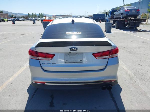 2017 KIA OPTIMA LX