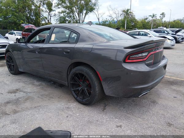 2017 DODGE CHARGER SXT RWD