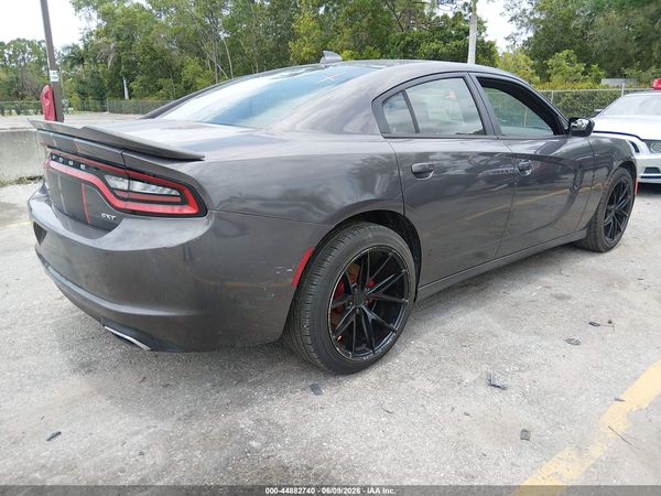 2017 DODGE CHARGER SXT RWD
