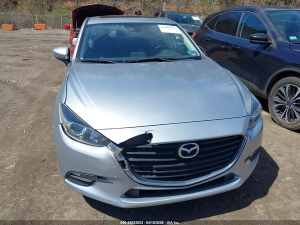 2018 MAZDA MAZDA3 TOURING