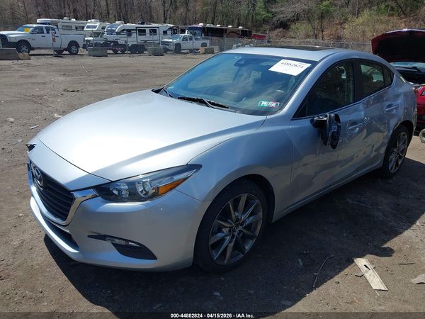 2018 MAZDA MAZDA3 TOURING