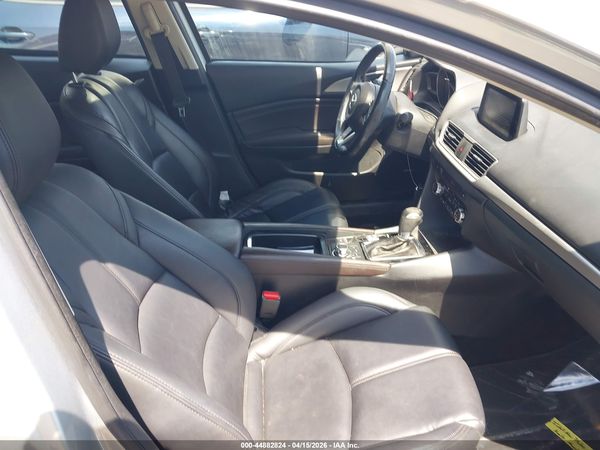 2018 MAZDA MAZDA3 TOURING