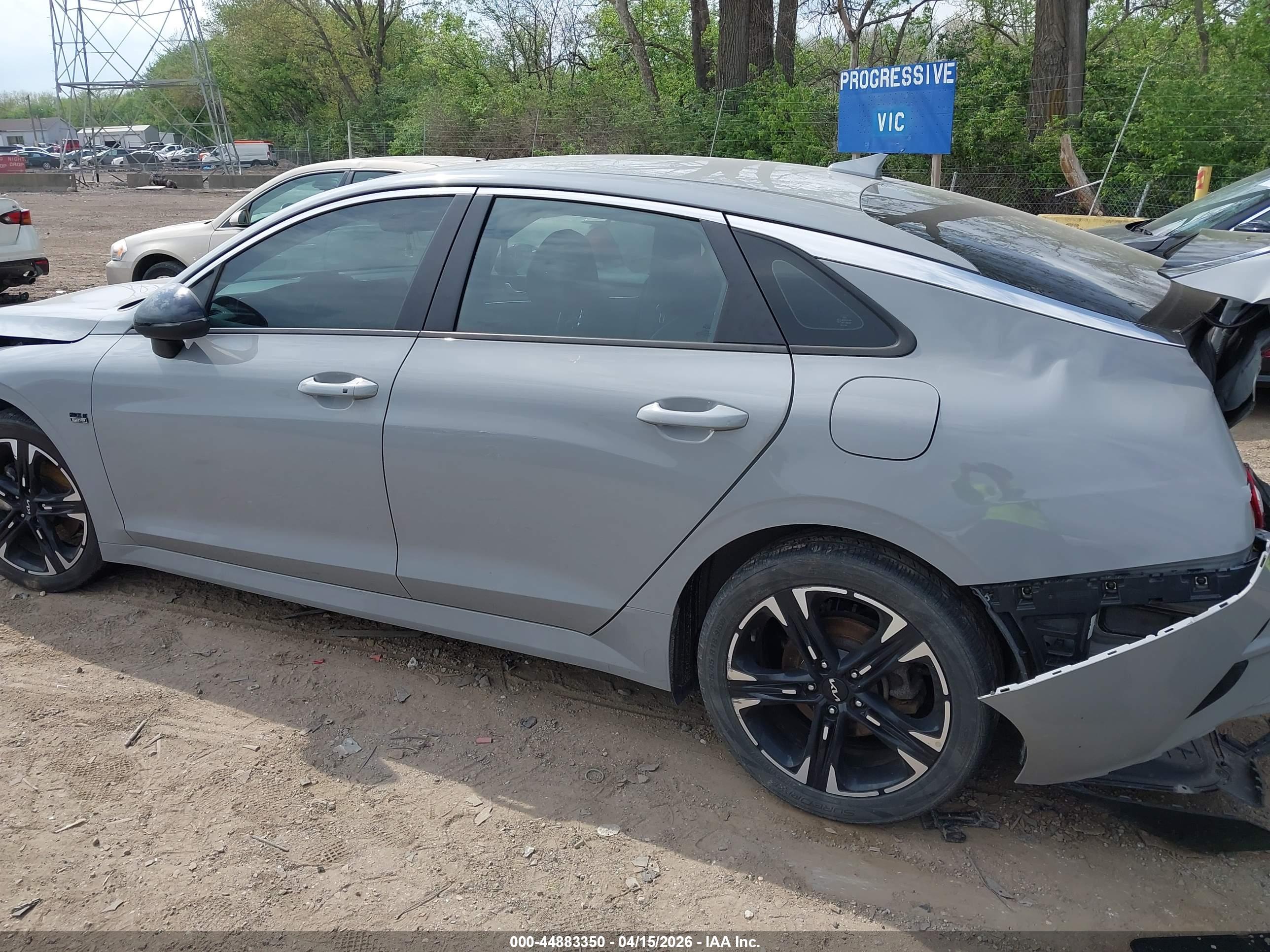 2022 KIA K5 GT-LINE