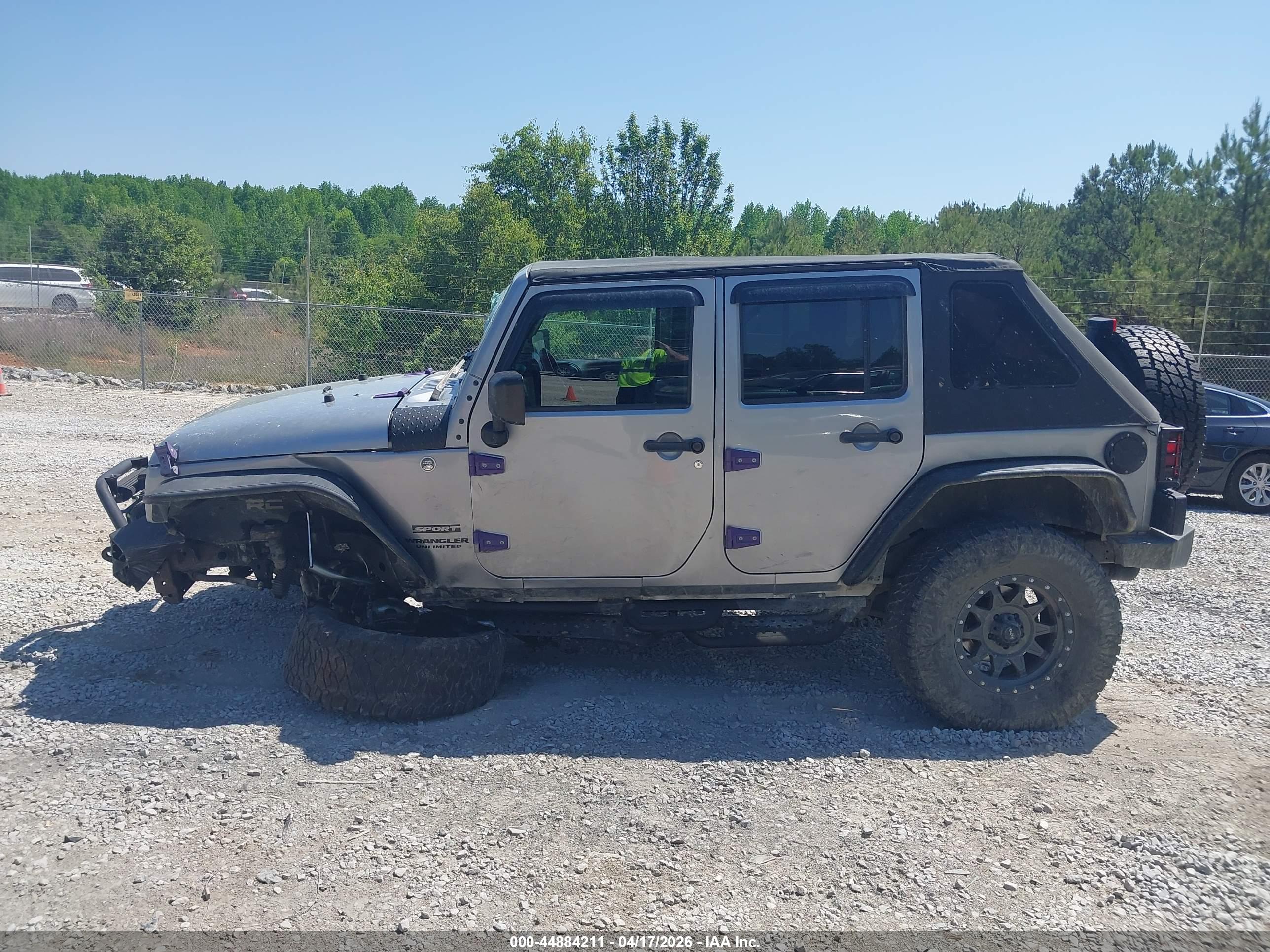 2017 JEEP WRANGLER UNLIMITED SPORT 4X4