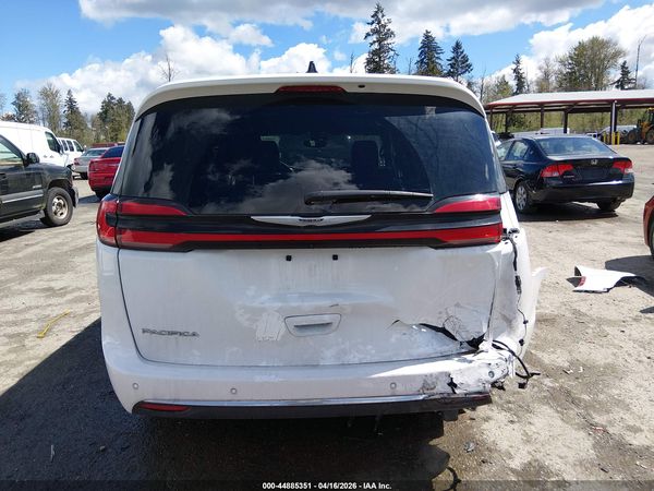 2025 CHRYSLER PACIFICA SELECT — I119