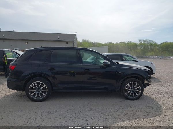2023 AUDI Q7