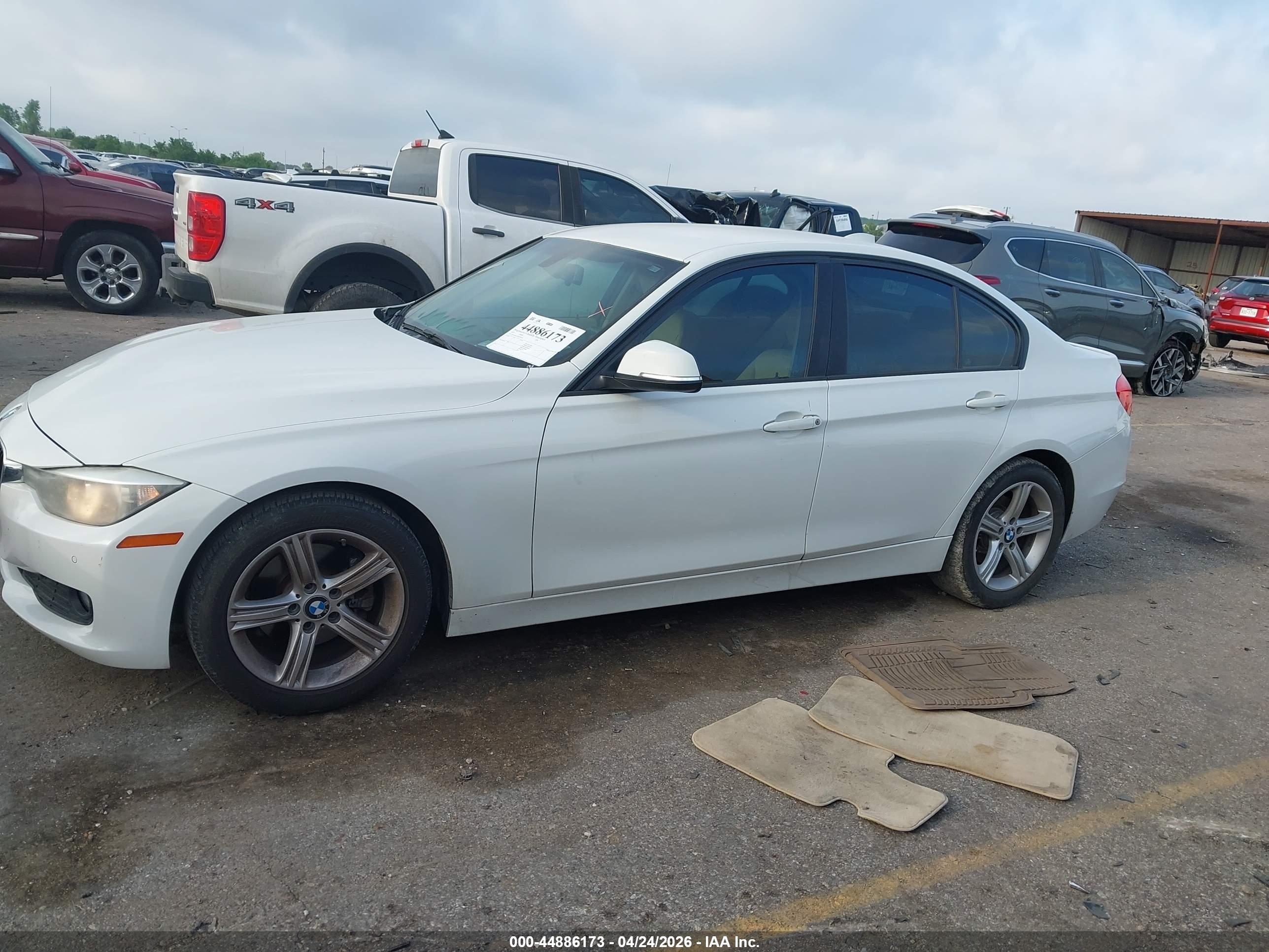 2015 BMW 320I SA