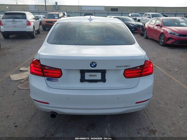 2015 BMW 320I SA