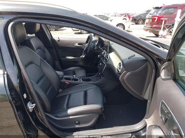 2017 MERCEDES-BENZ GLA 250 GLA250