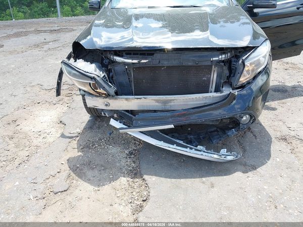 2017 MERCEDES-BENZ GLA 250 GLA250