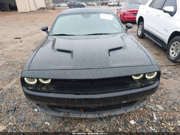 2017 DODGE CHALLENGER SXT