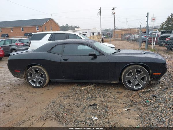 2017 DODGE CHALLENGER SXT