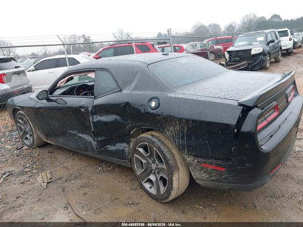 2017 DODGE CHALLENGER SXT