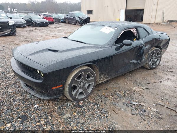 2017 DODGE CHALLENGER SXT