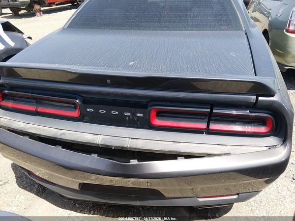 2019 DODGE CHALLENGER SXT