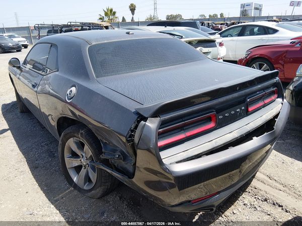 2019 DODGE CHALLENGER SXT