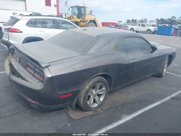 2019 DODGE CHALLENGER SXT