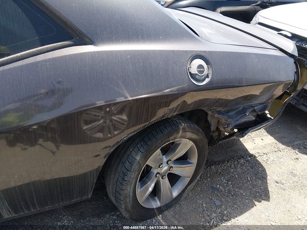 2019 DODGE CHALLENGER SXT