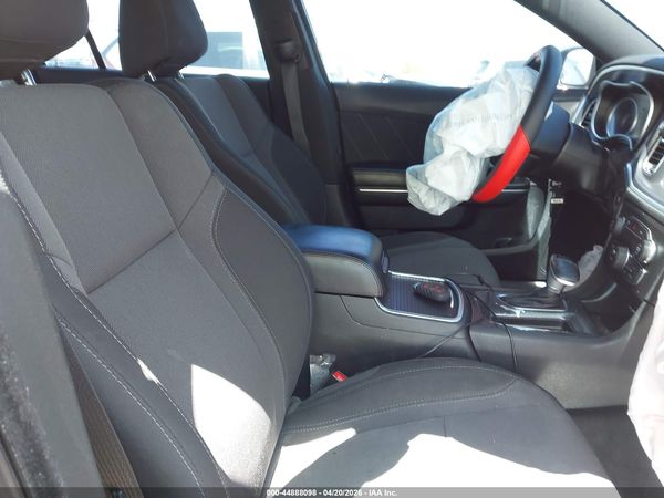 2016 DODGE CHARGER SXT
