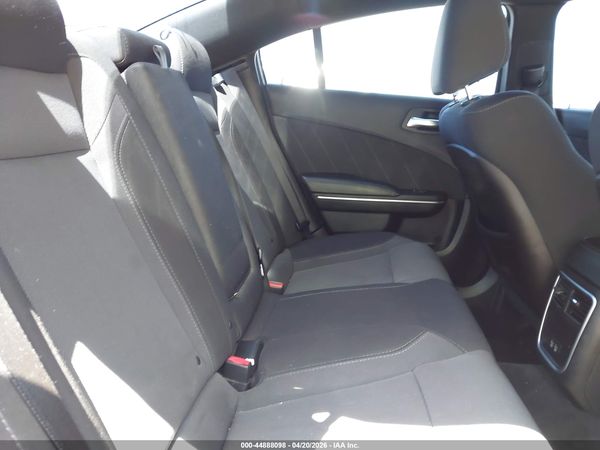 2016 DODGE CHARGER SXT