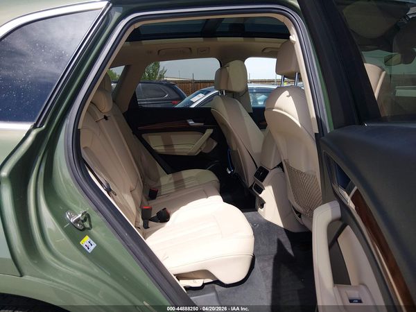 2021 AUDI Q5