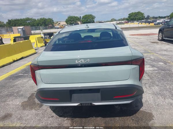 2026 KIA K4 LXS