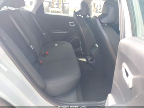 2026 KIA K4 LXS
