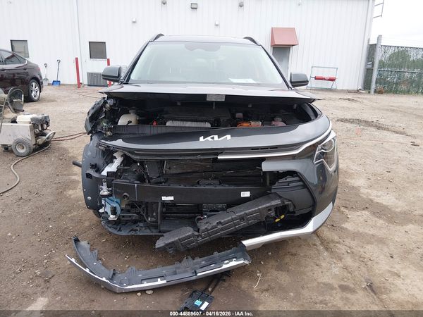 2024 KIA NIRO EX