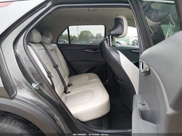 2024 KIA NIRO EX