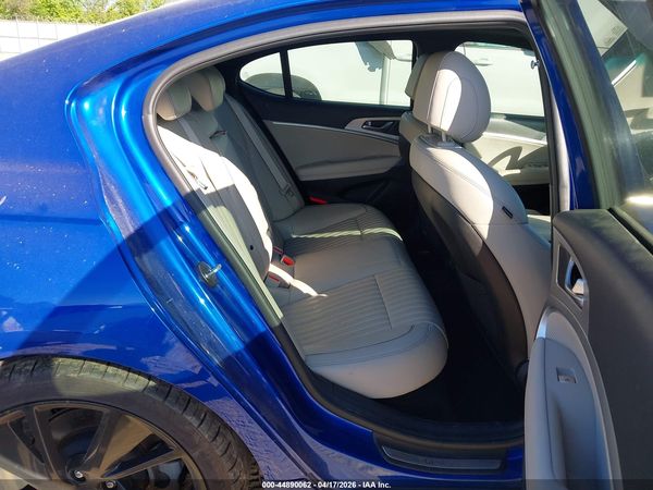 2023 GENESIS G70 2.0T RWD
