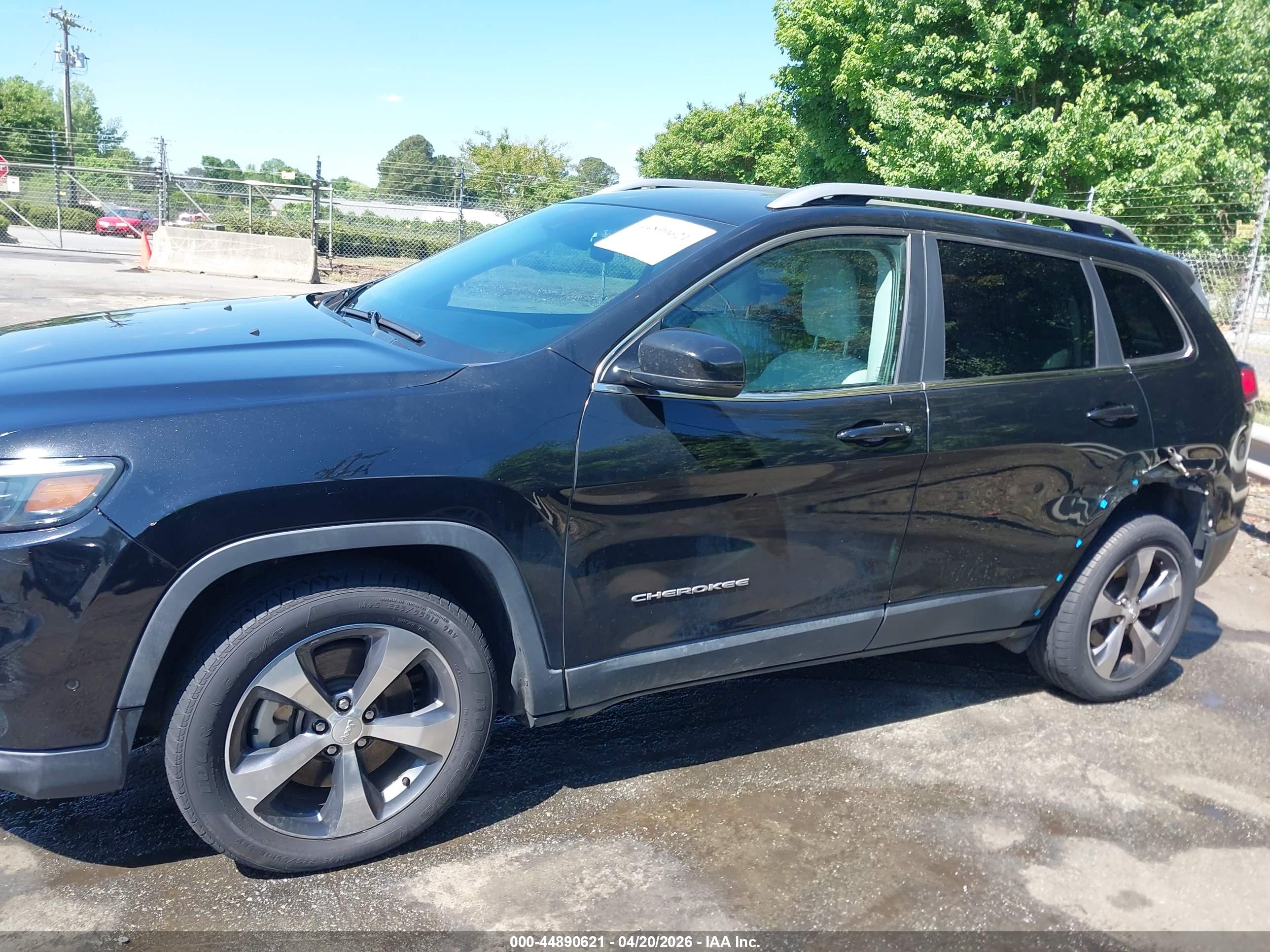 2019 JEEP CHEROKEE LIMITED FWD