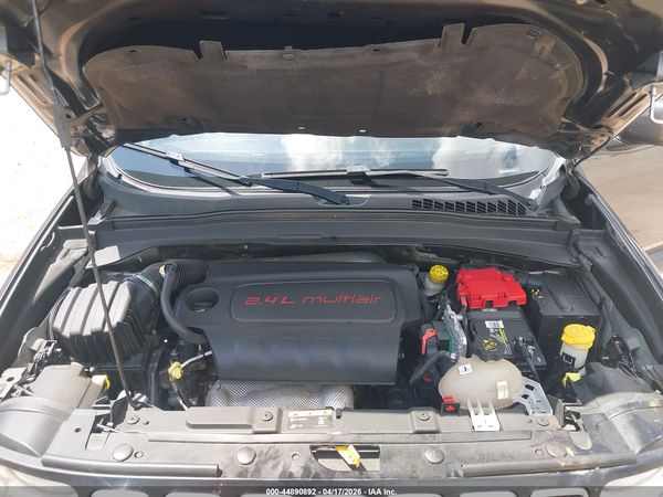 2019 JEEP RENEGADE LATITUDE FWD
