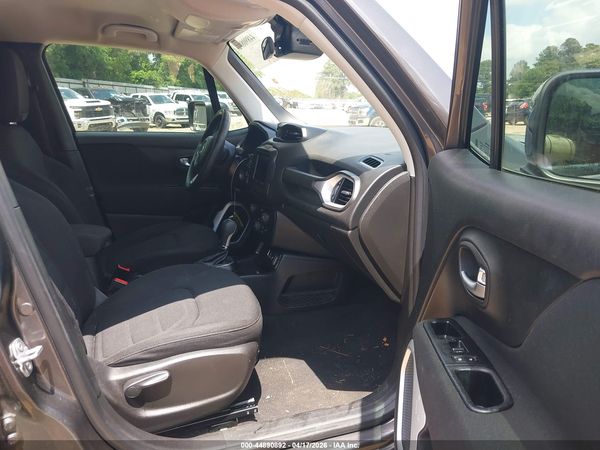 2019 JEEP RENEGADE LATITUDE FWD