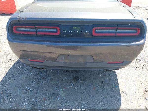 2017 DODGE CHALLENGER SXT