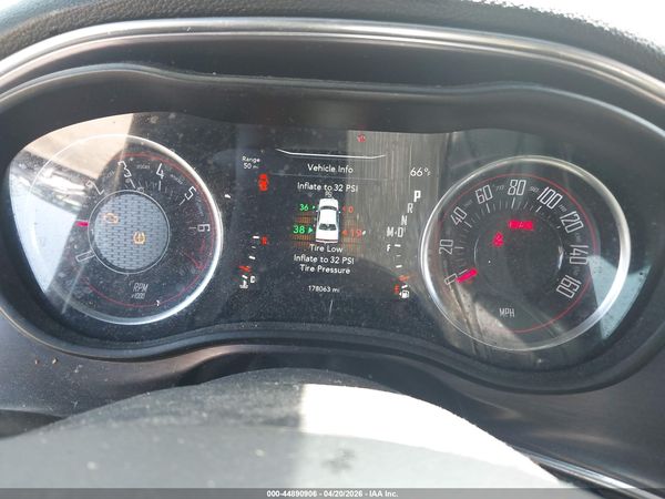 2017 DODGE CHALLENGER SXT